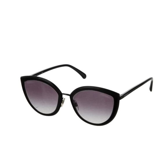 Chanel Interlocking CC Logo Cat-Eye Sunglasses